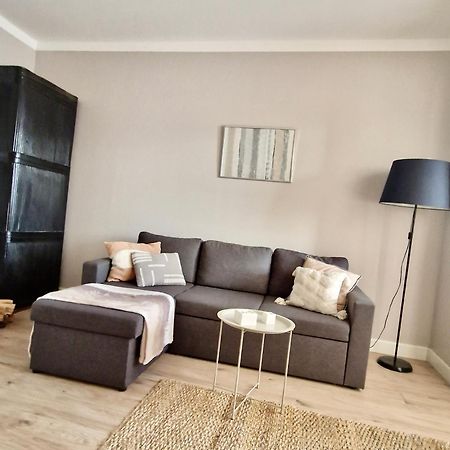 Tolstoi Scandinavian 1 Bedroom Apartment + Free Parking Tartu Exterior photo